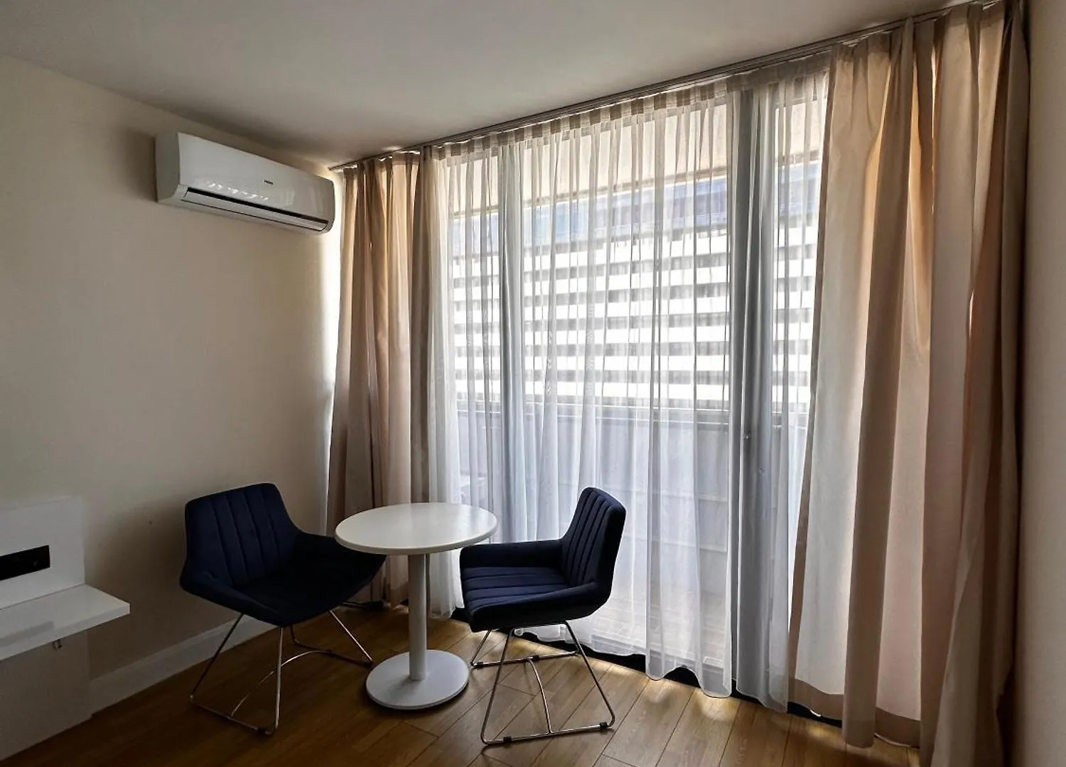 Hotel Century Batumi 0*,